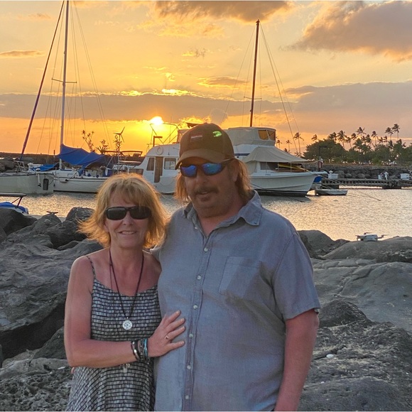 Meet your Posher, Pam - Picture 2 of 2